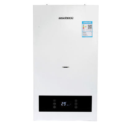 Famille utilisant des chaudières à gaz à eau chaude pour le chauffage de la maison Salle de séjour Blanc 20 kW